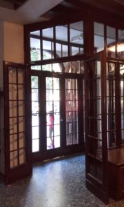 9-uscita-grande-albergo